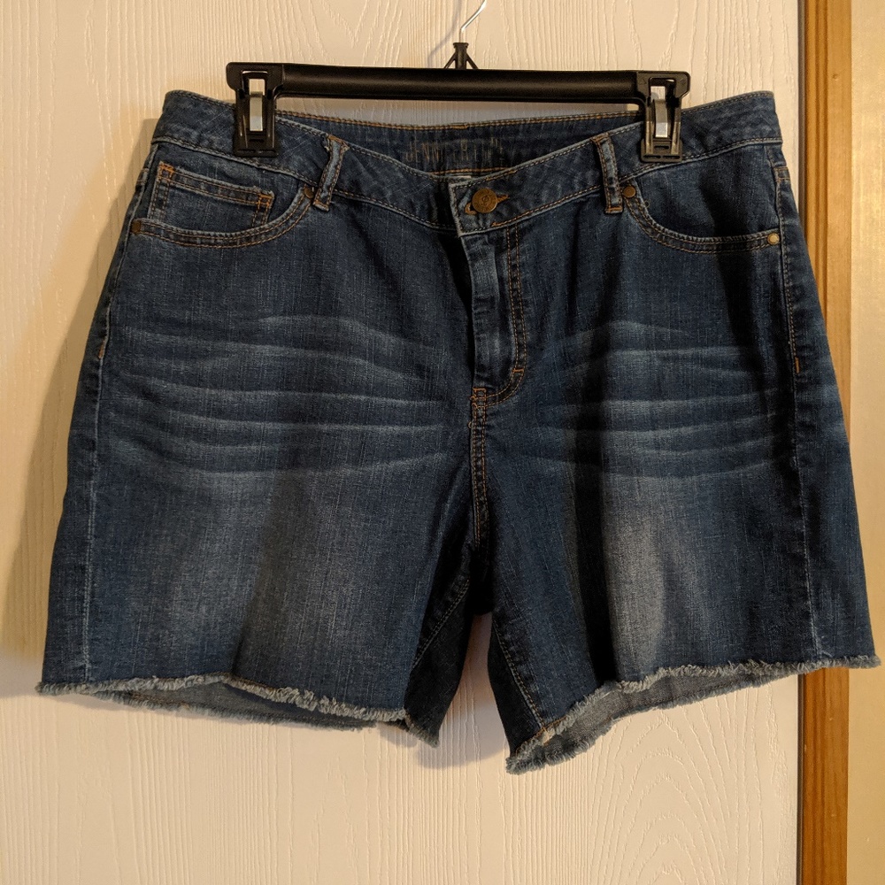 Jennifer Lopez Shorts
